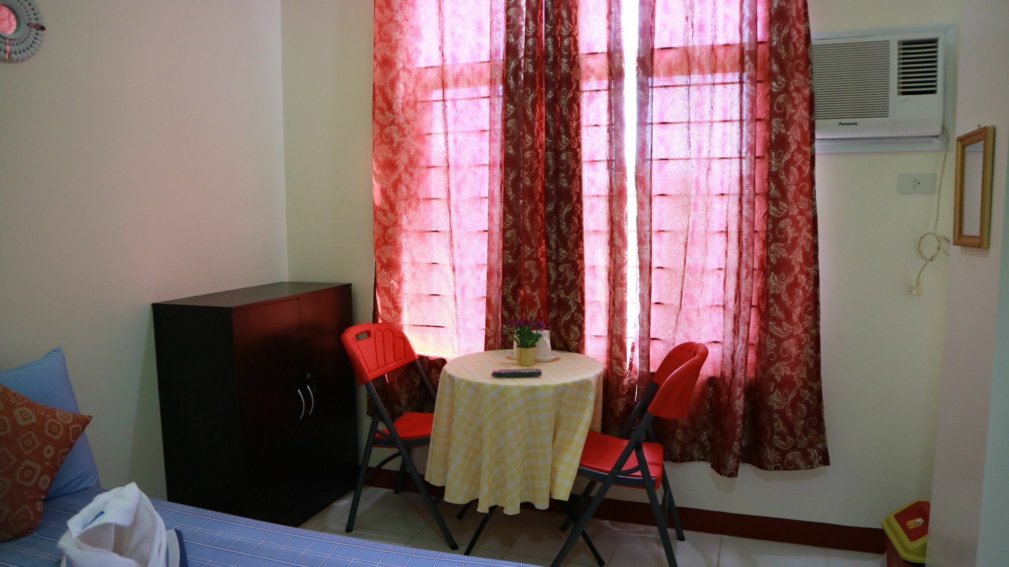 C Tower Studio Apartments Puerto Princesa Eksteriør billede